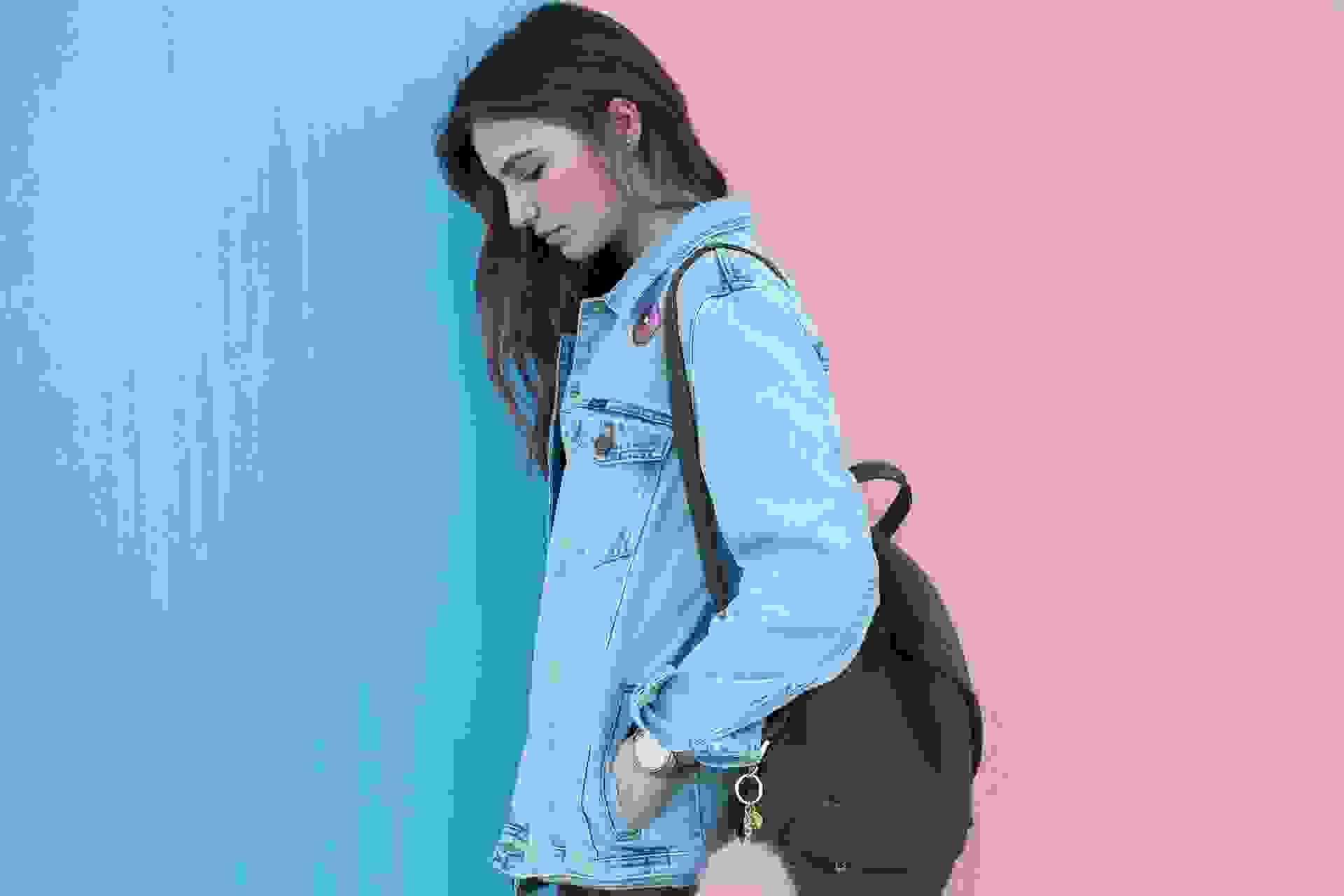 woman 2564660 1920 1